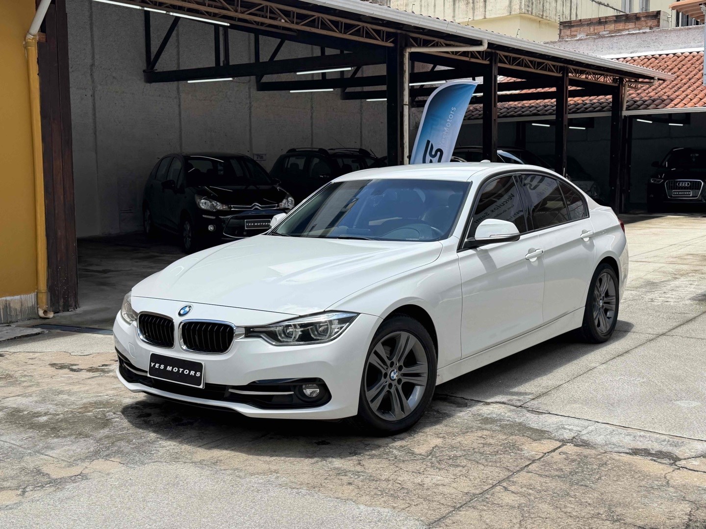 BMW 320i