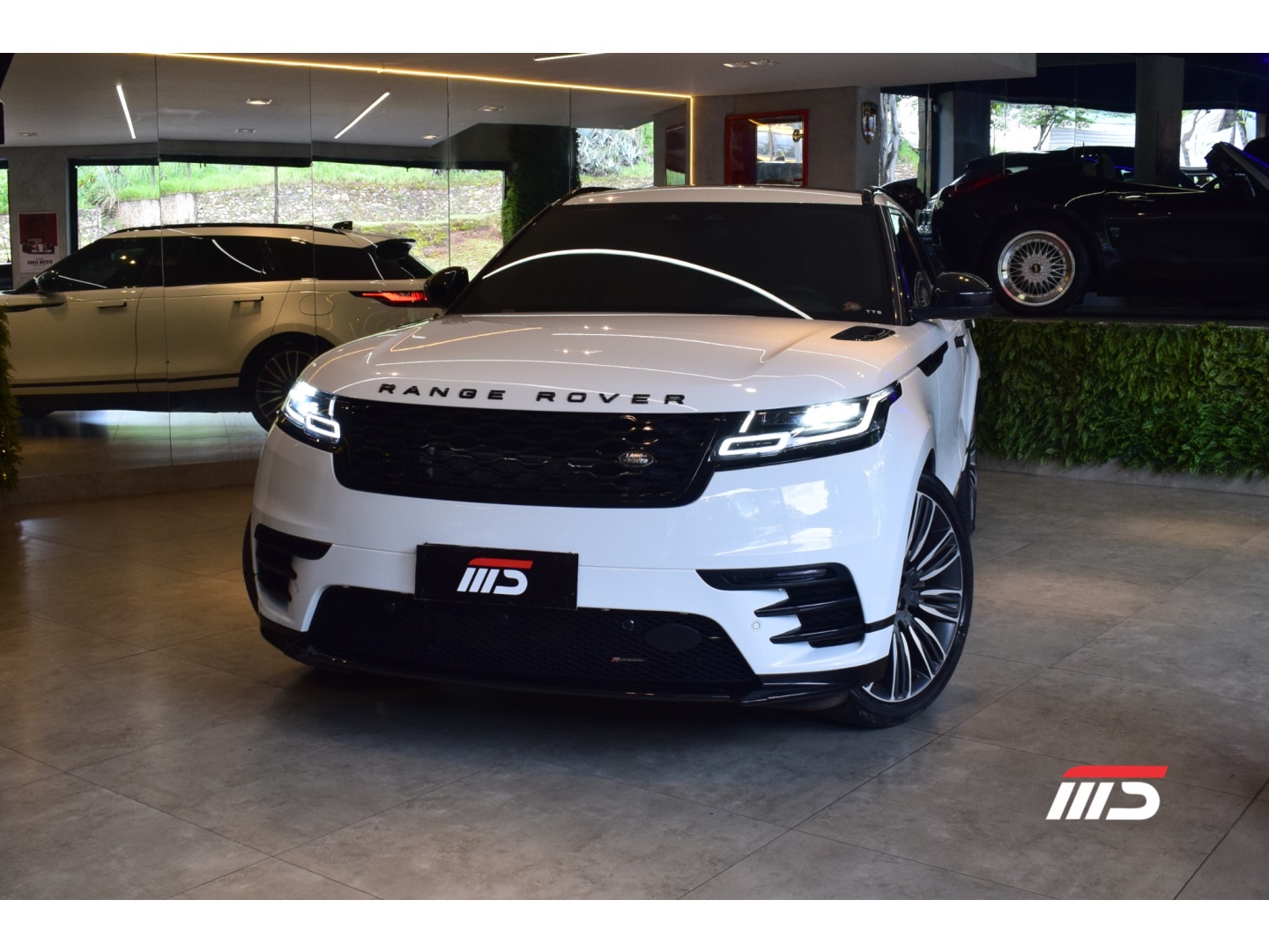 LAND ROVER RANGE ROVER VELAR