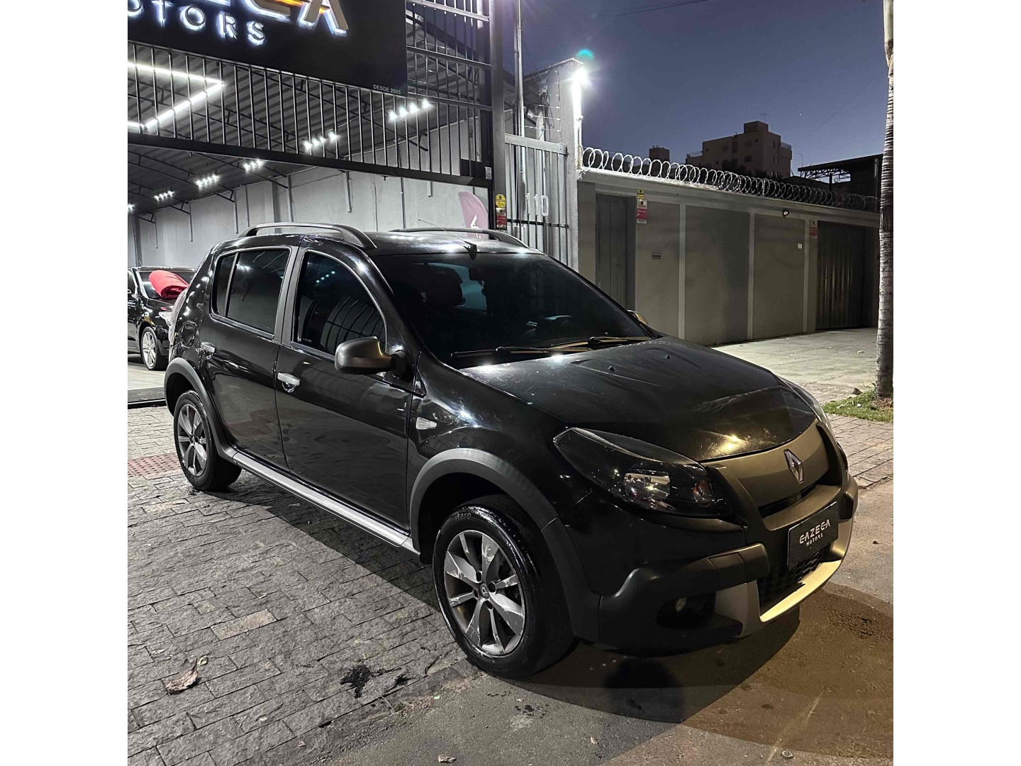 RENAULT SANDERO