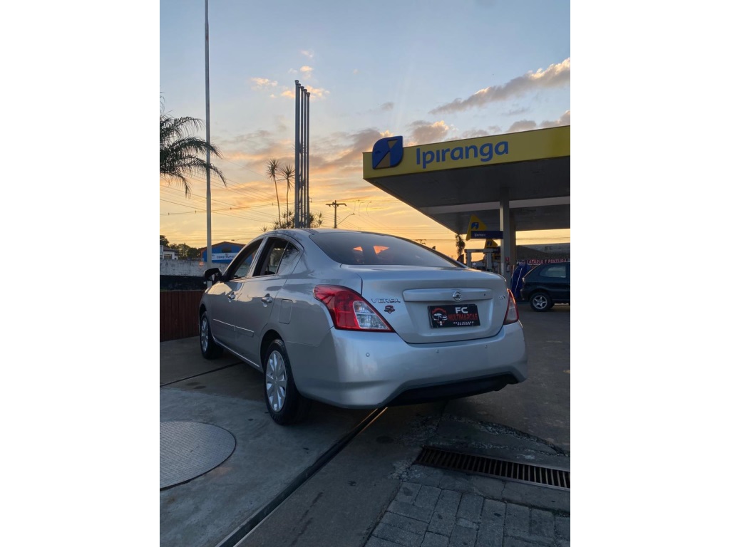 Nissan Versa 1.6 16V Flex S 4P Manual - foto 4
