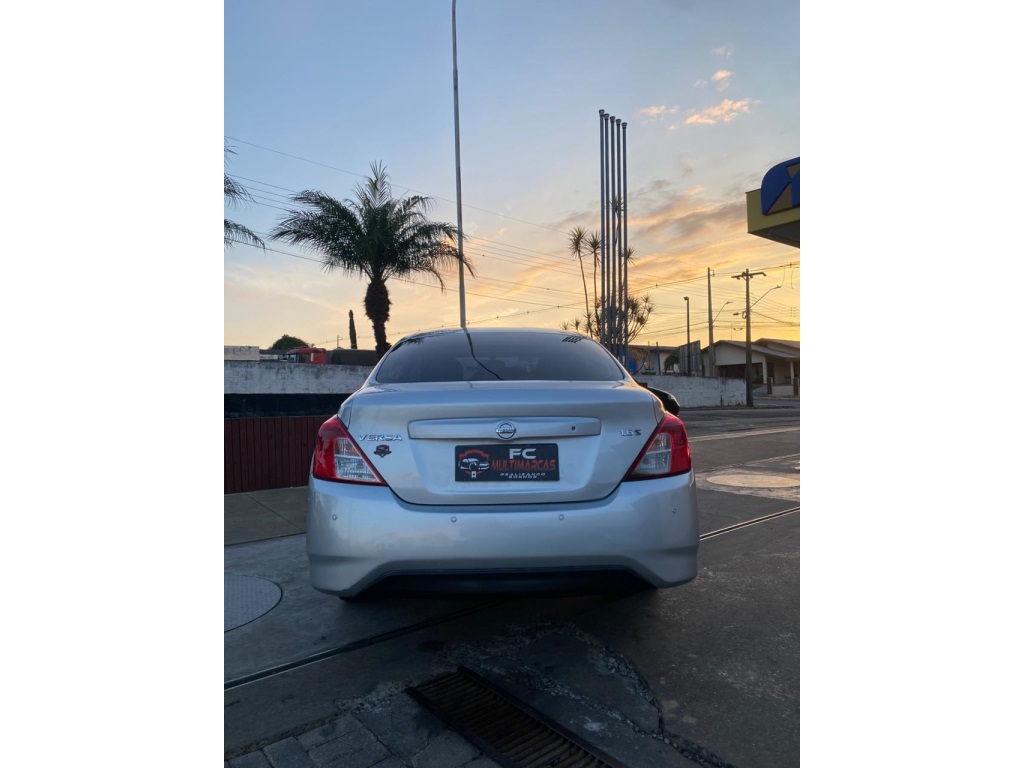 Nissan Versa 1.6 16V Flex S 4P Manual - foto 5