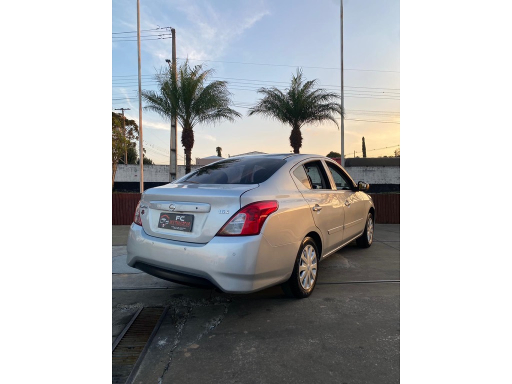 Nissan Versa 1.6 16V Flex S 4P Manual - foto 6
