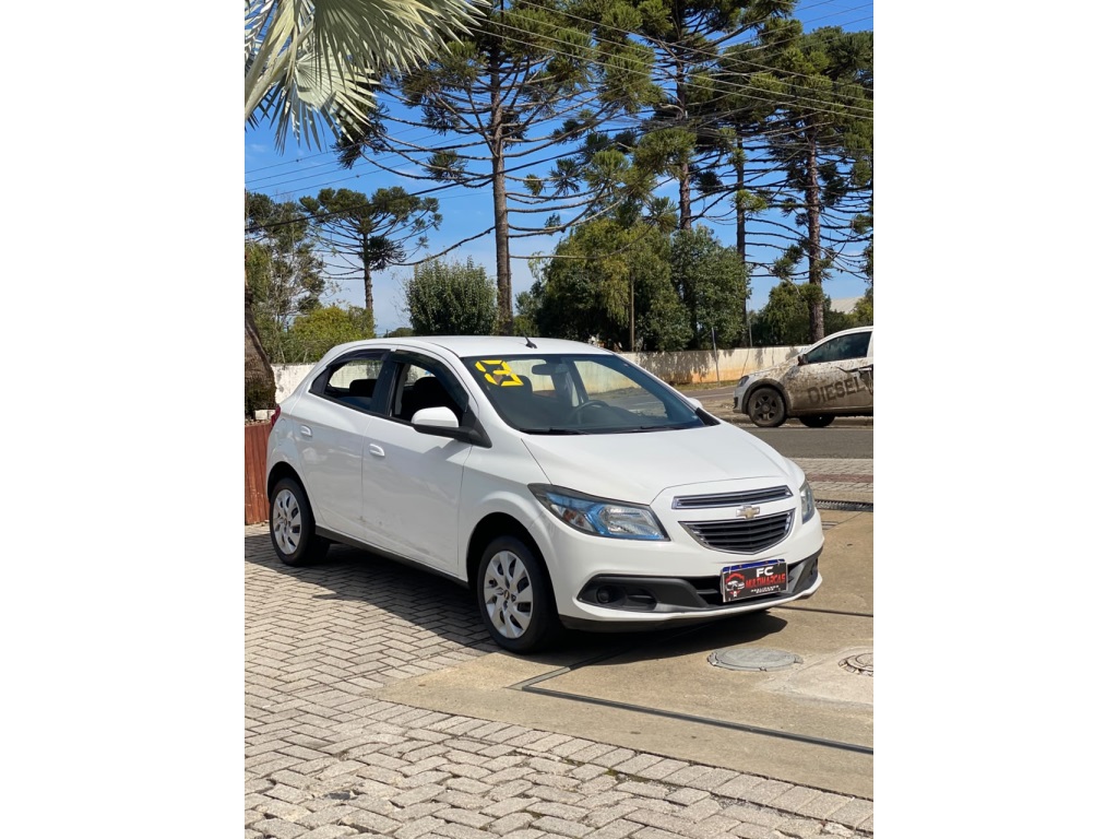 Chevrolet Onix 2013 à venda
