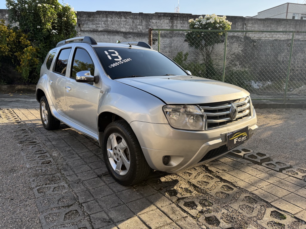RENAULT DUSTER