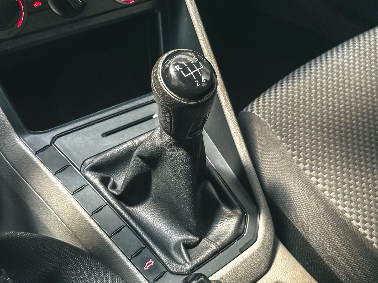 Volkswagen Polo 1.6 MSI Flex 16V 5P - foto 11