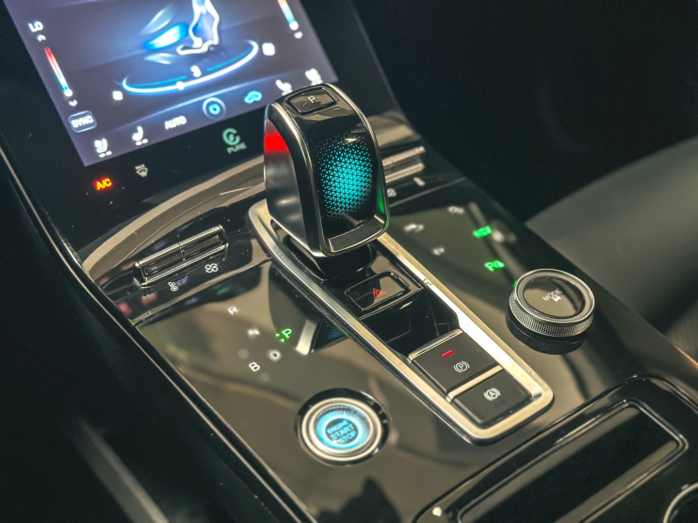 Caoa Chery Tiggo 8 Pro 1.5 Tci Plug In Hybrid Dht Gasolina E Elétrico - foto 14