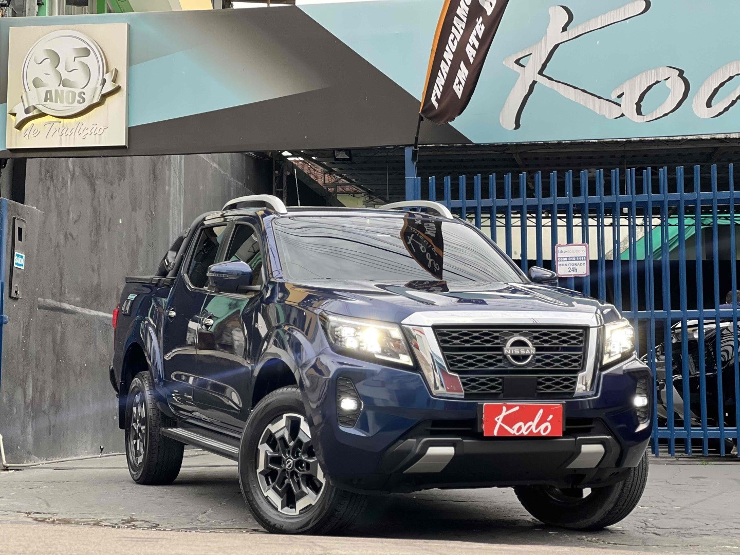 NISSAN FRONTIER