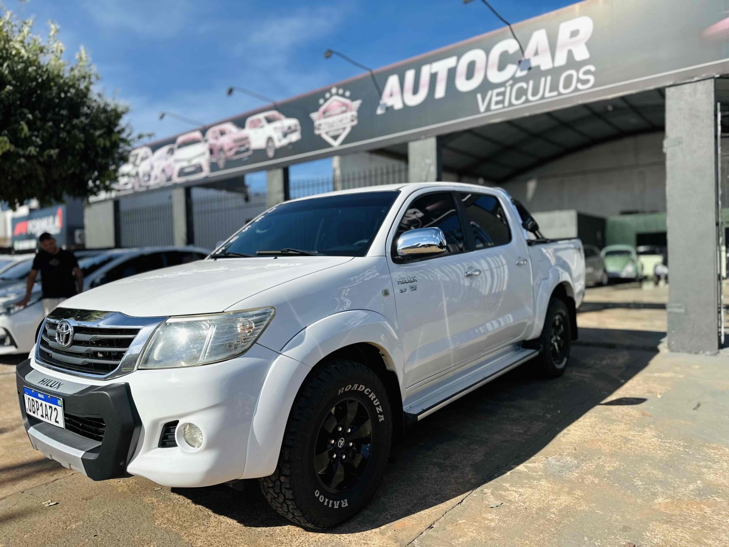 TOYOTA HILUX