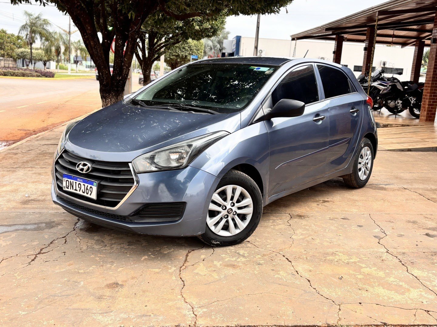 HYUNDAI HB20