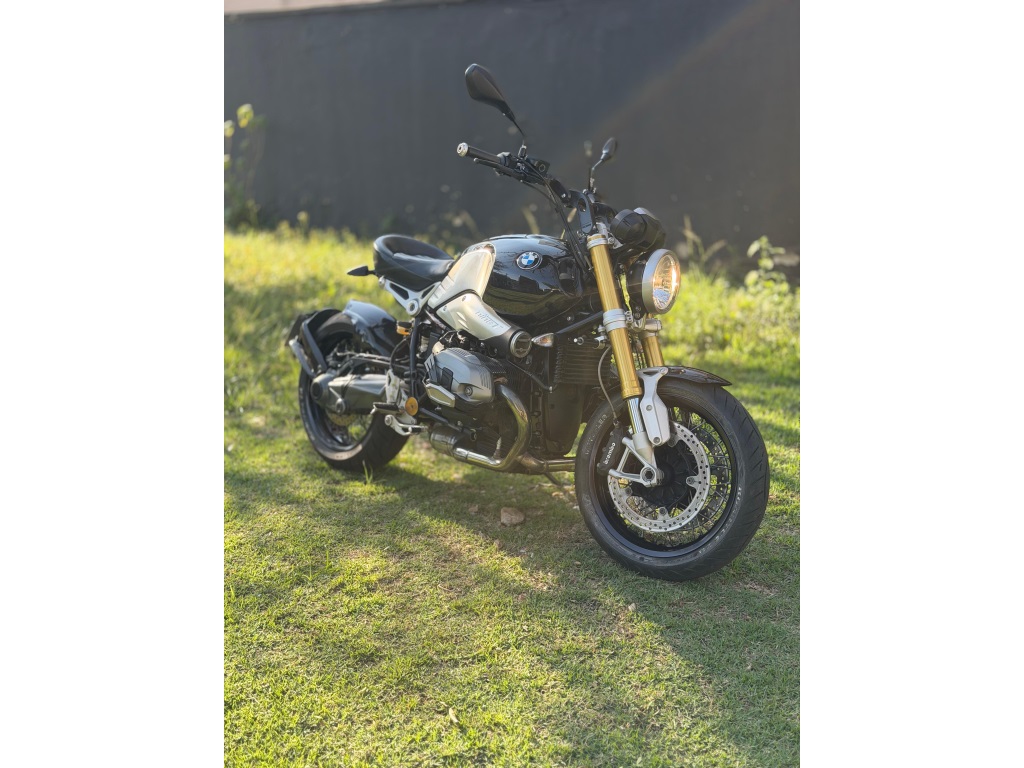 BMW R 1200 NINE T