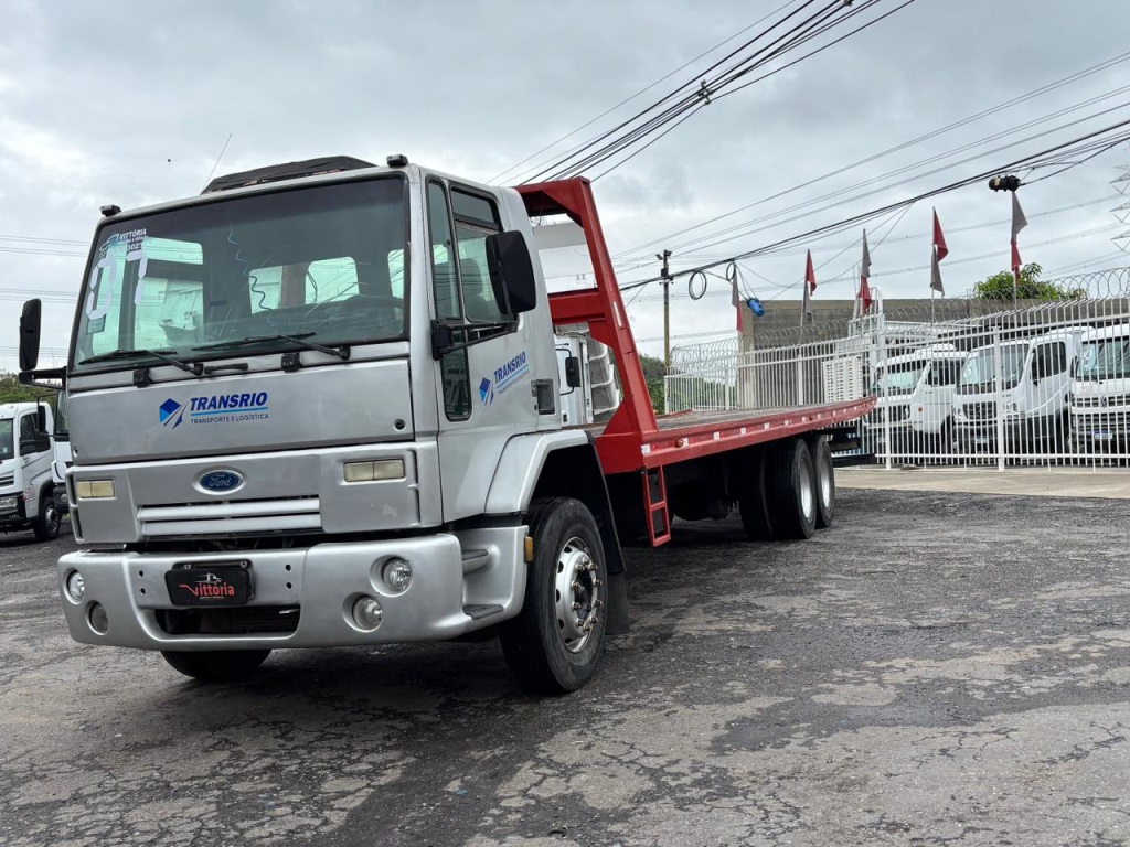 FORD CARGO 2428