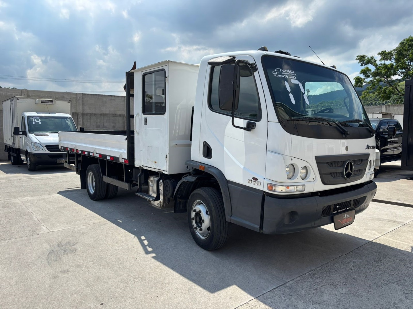 MERCEDES-BENZ ACCELO