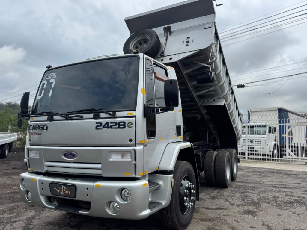 FORD CARGO 2428