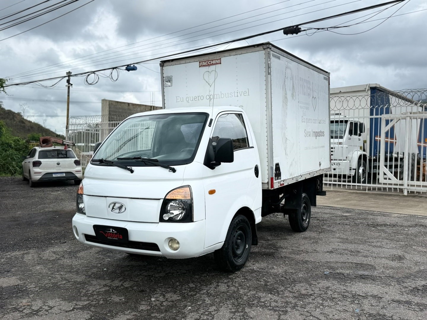 HYUNDAI HR