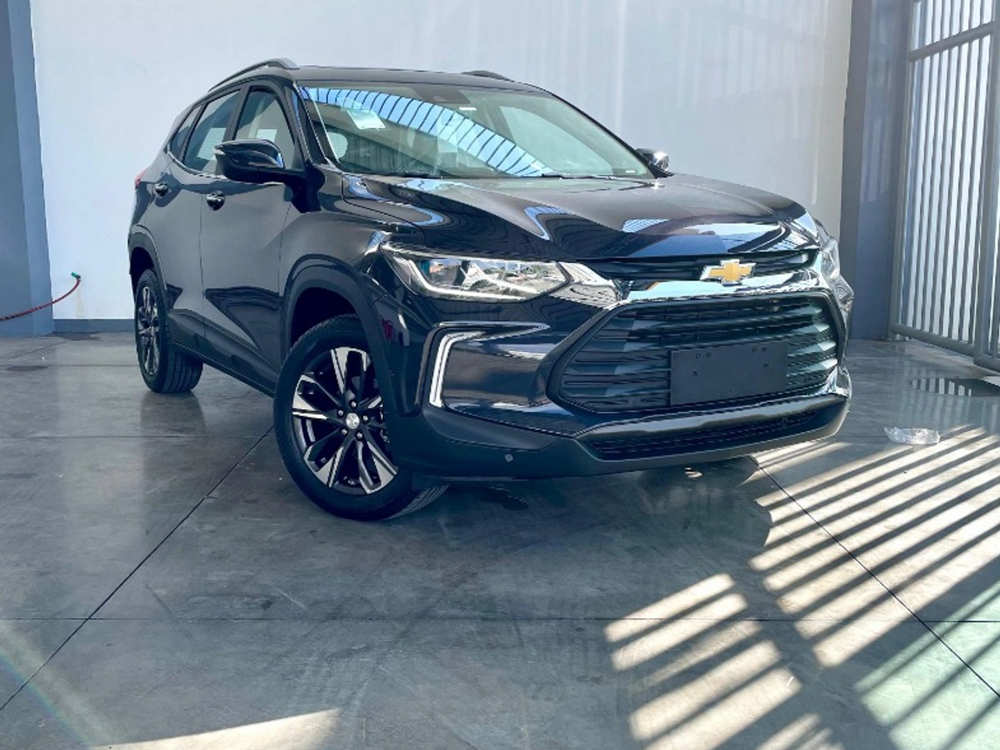 CHEVROLET TRACKER