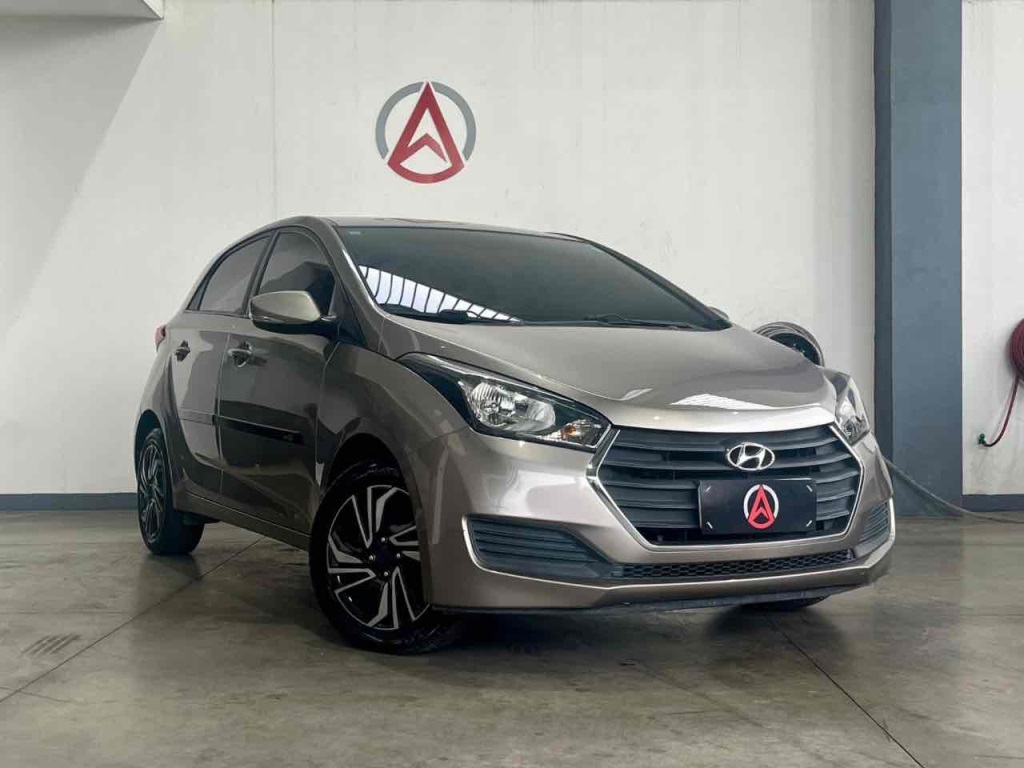 HYUNDAI HB20 1.0 COMFORT PLUS 12V FLEX 4P MANUAL