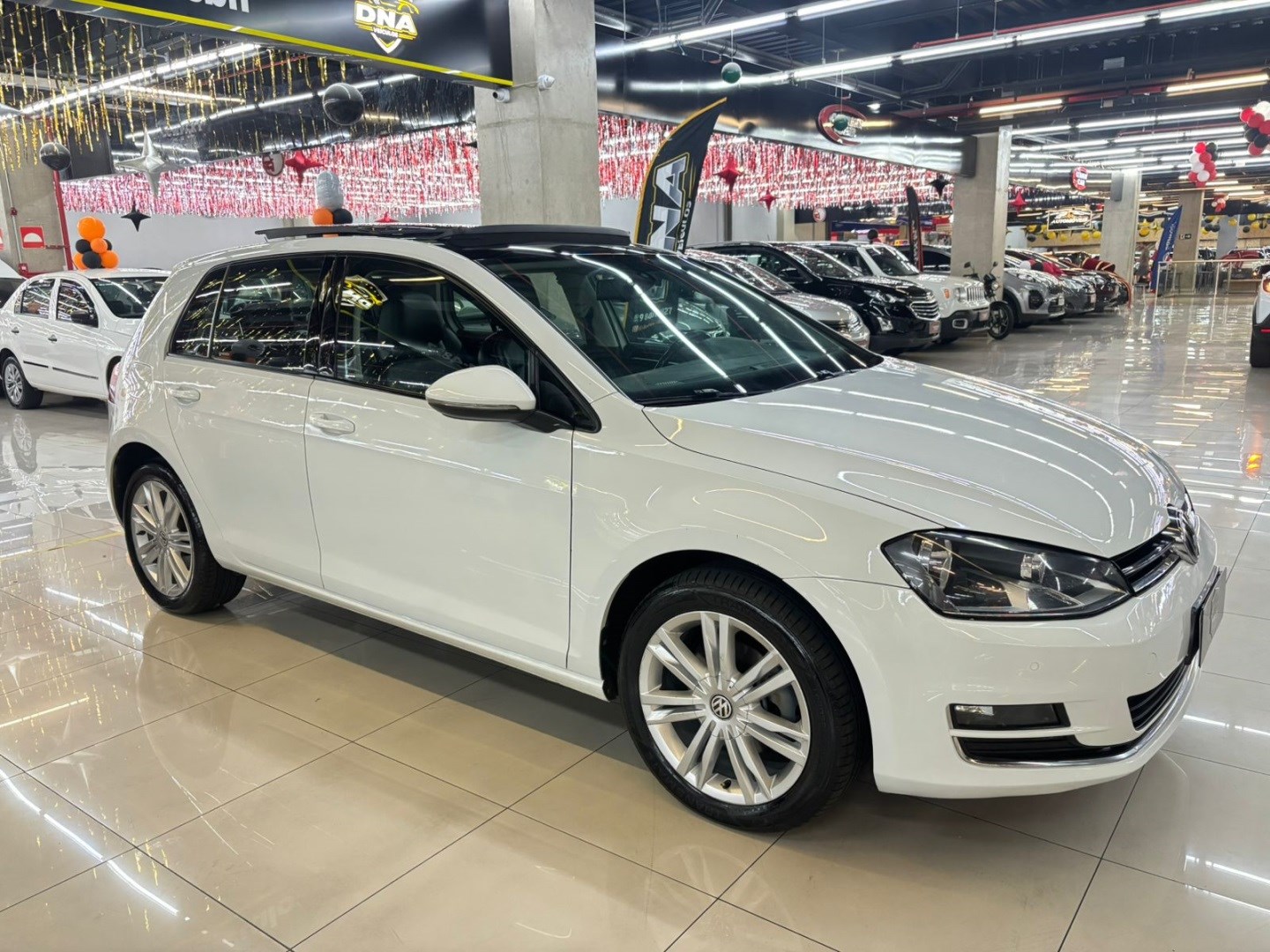 VOLKSWAGEN GOLF 1.4 TSI HIGHLINE 16V GASOLINA 4P AUTOMÁTICO