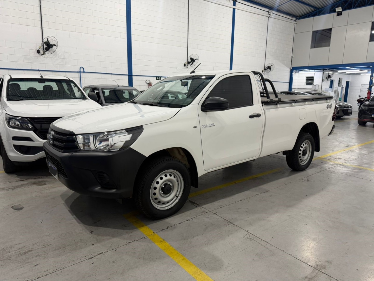 TOYOTA HILUX 2.8 D-4D TURBO DIESEL CS 4X4 MANUAL