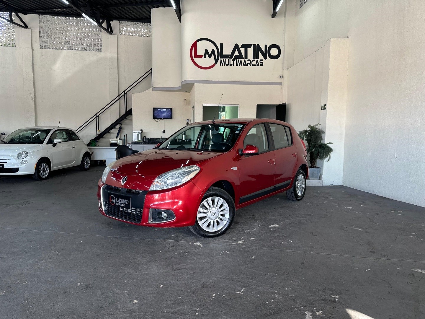 RENAULT SANDERO