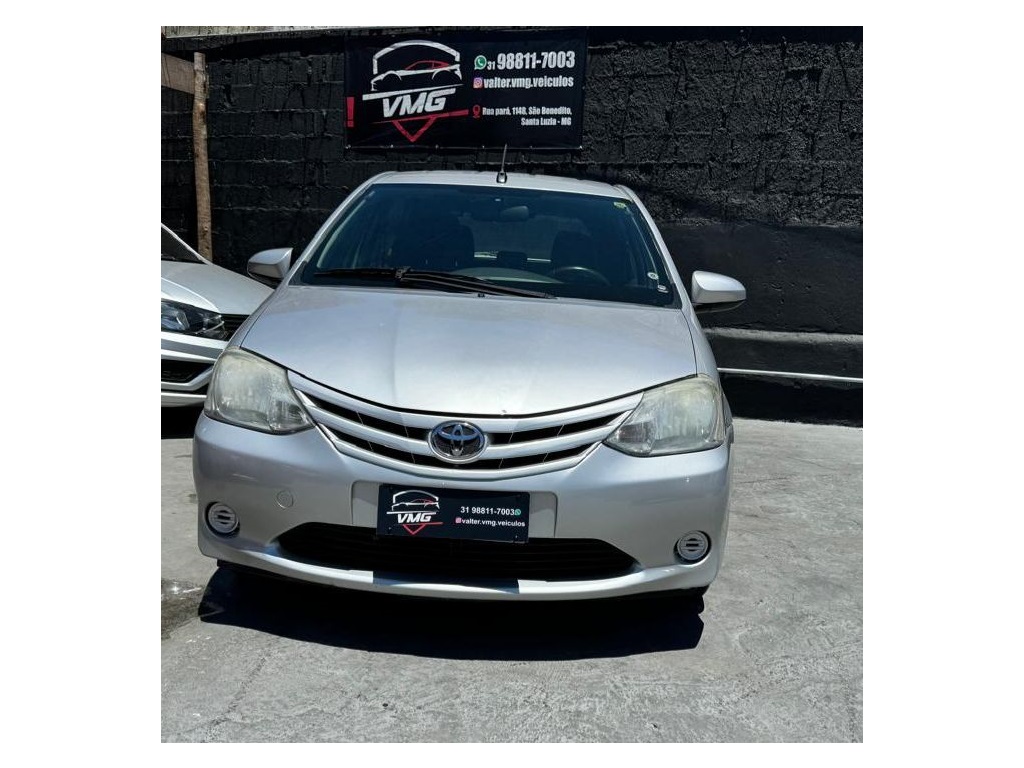 TOYOTA ETIOS