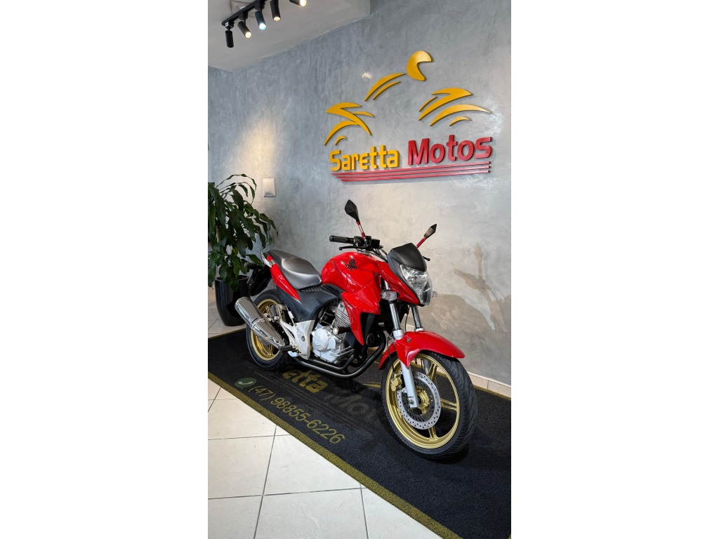 HONDA CB 300R