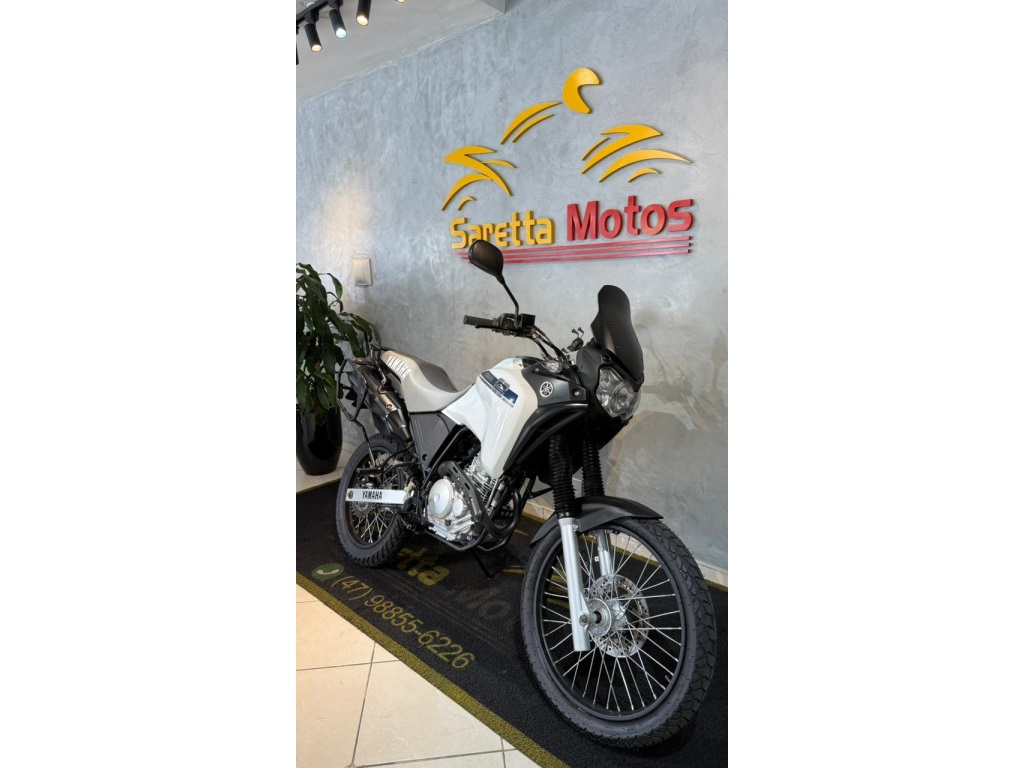 YAMAHA XTZ 250 TÉNÉRÉ