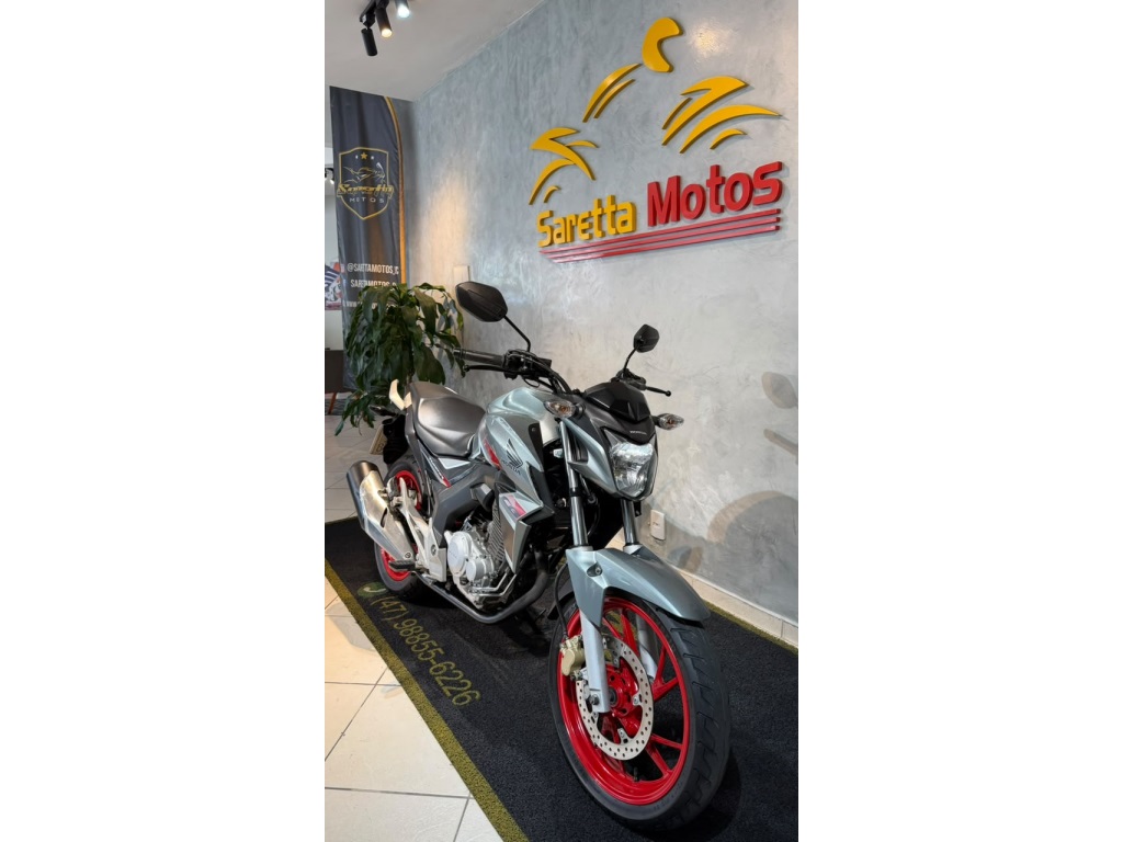 HONDA CB TWISTER