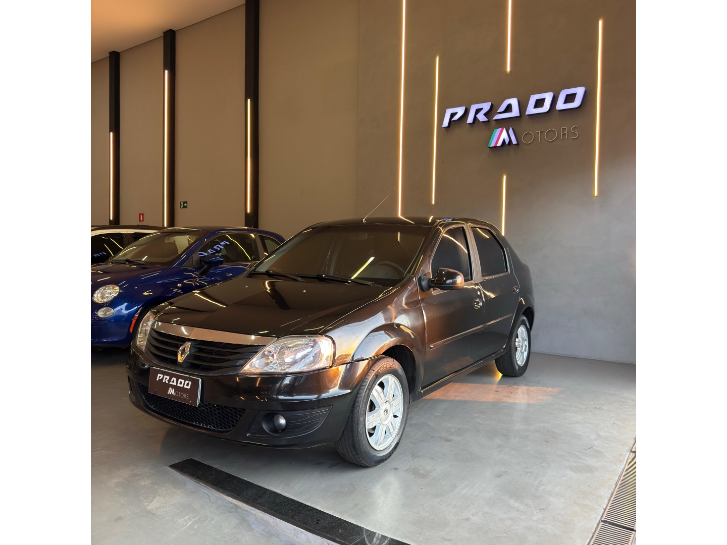 RENAULT LOGAN 1.6 EXPRESSION 8V HI-FLEX 4P MANUAL
