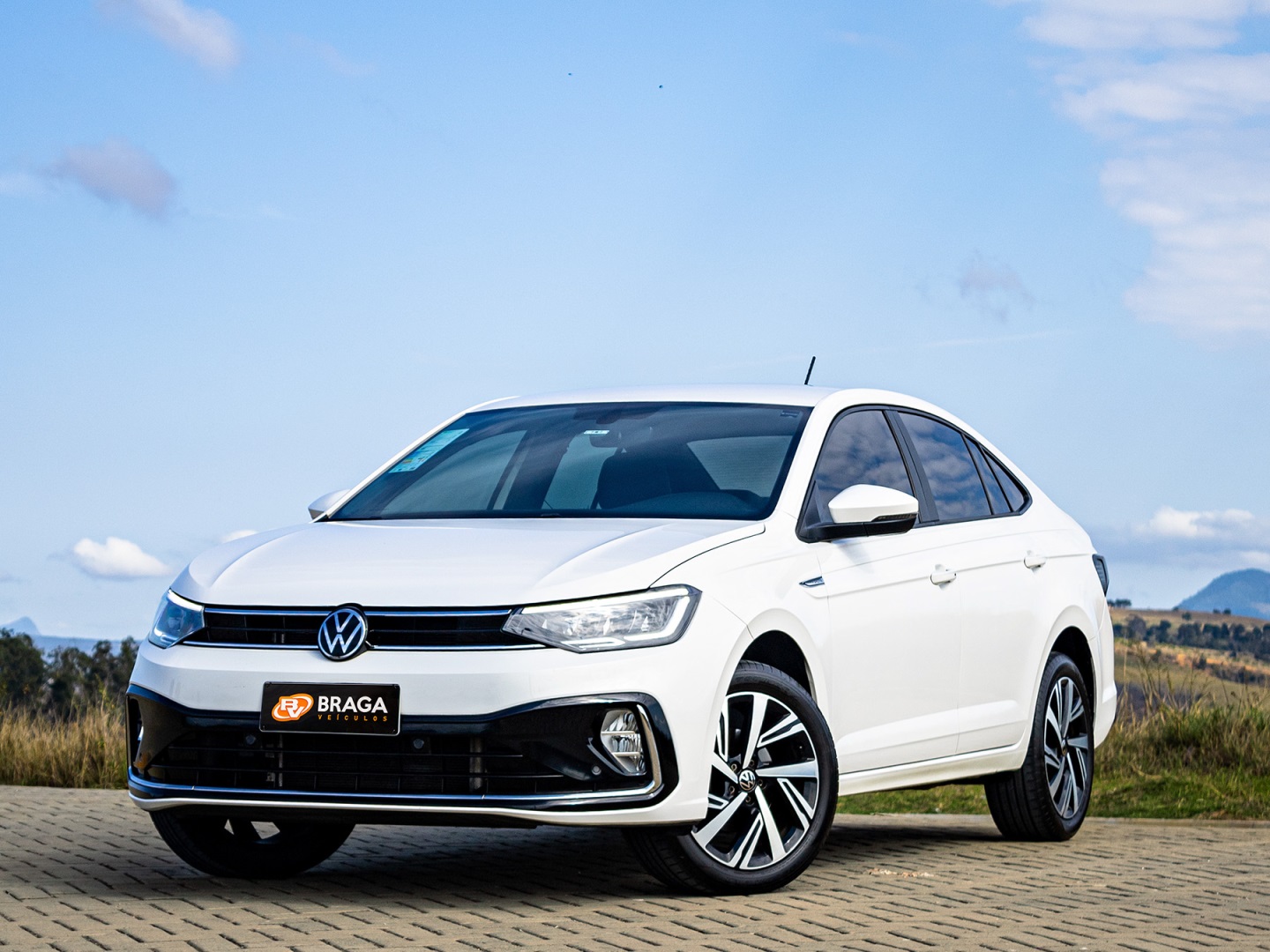 VOLKSWAGEN VIRTUS