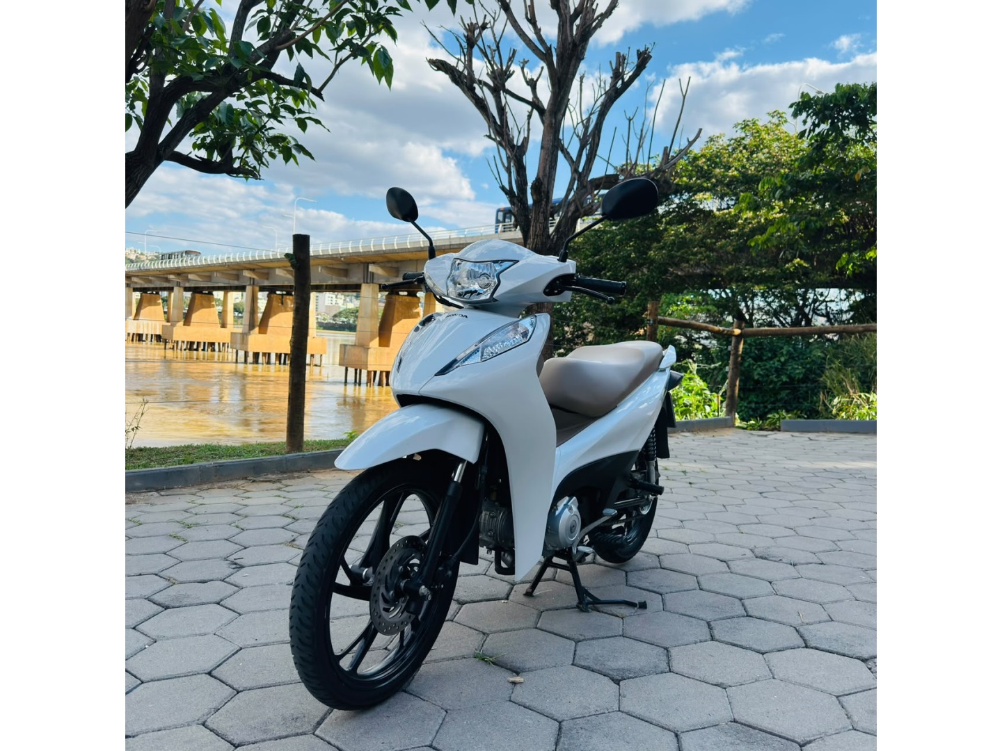 HONDA BIZ 125 EX