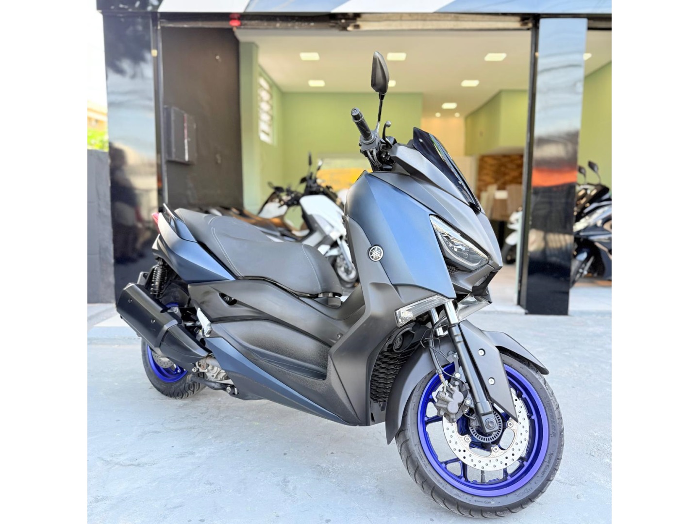 YAMAHA XMAX 250 ABS