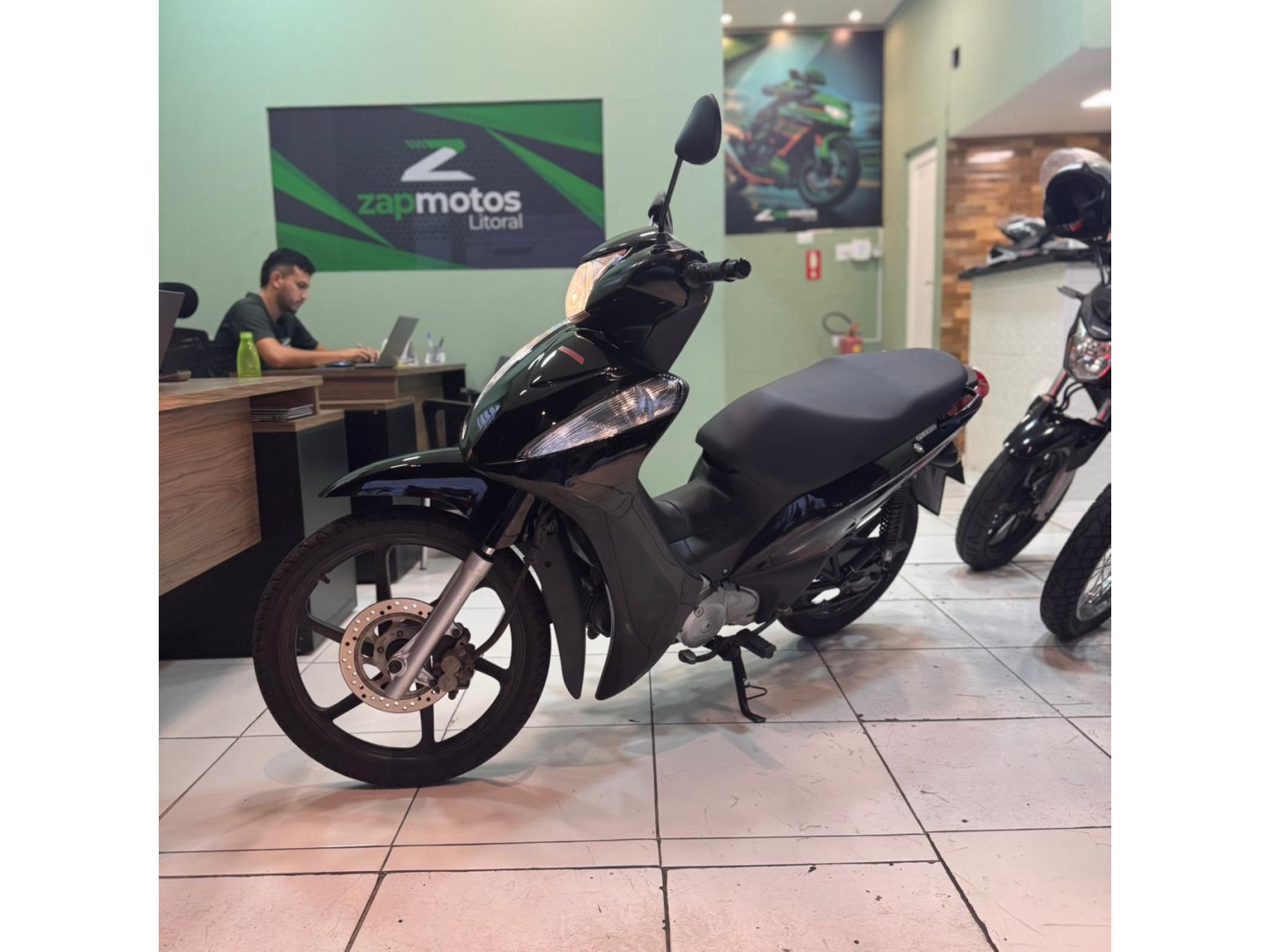 HONDA BIZ 125 EX