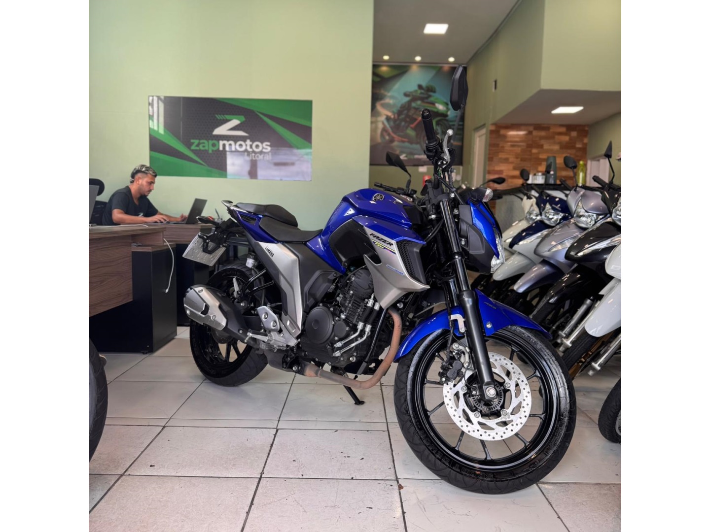 YAMAHA FZ25 250 FAZER FLEX