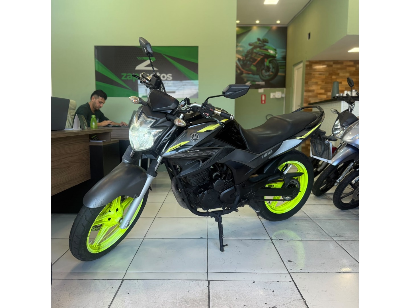 YAMAHA YS 250 FAZER