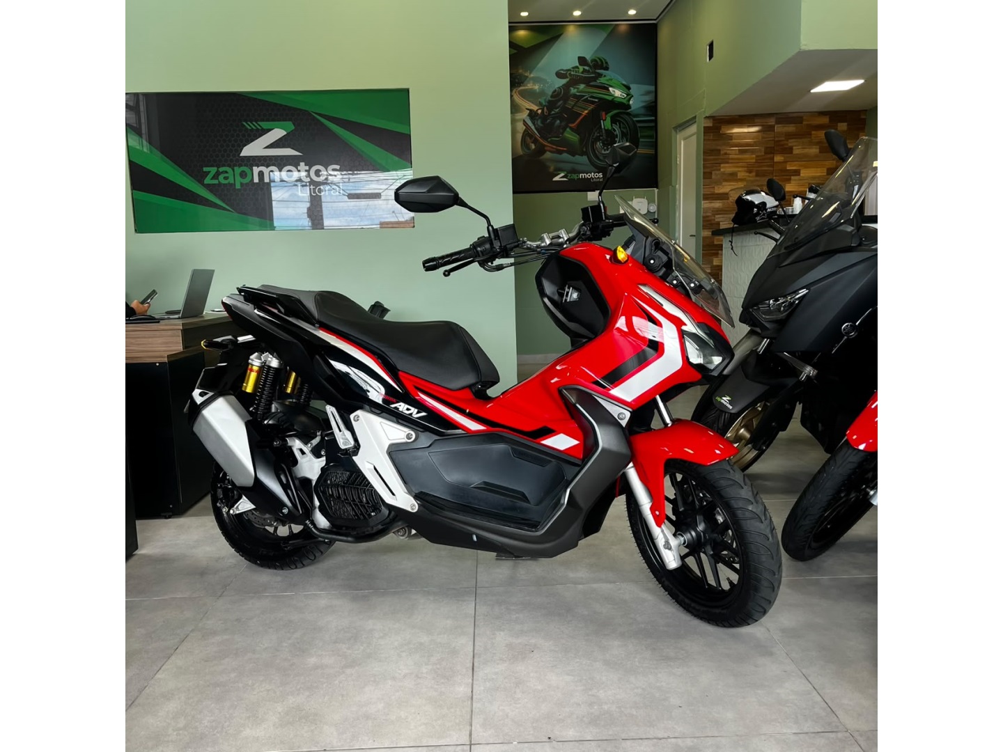 HONDA ADV 150