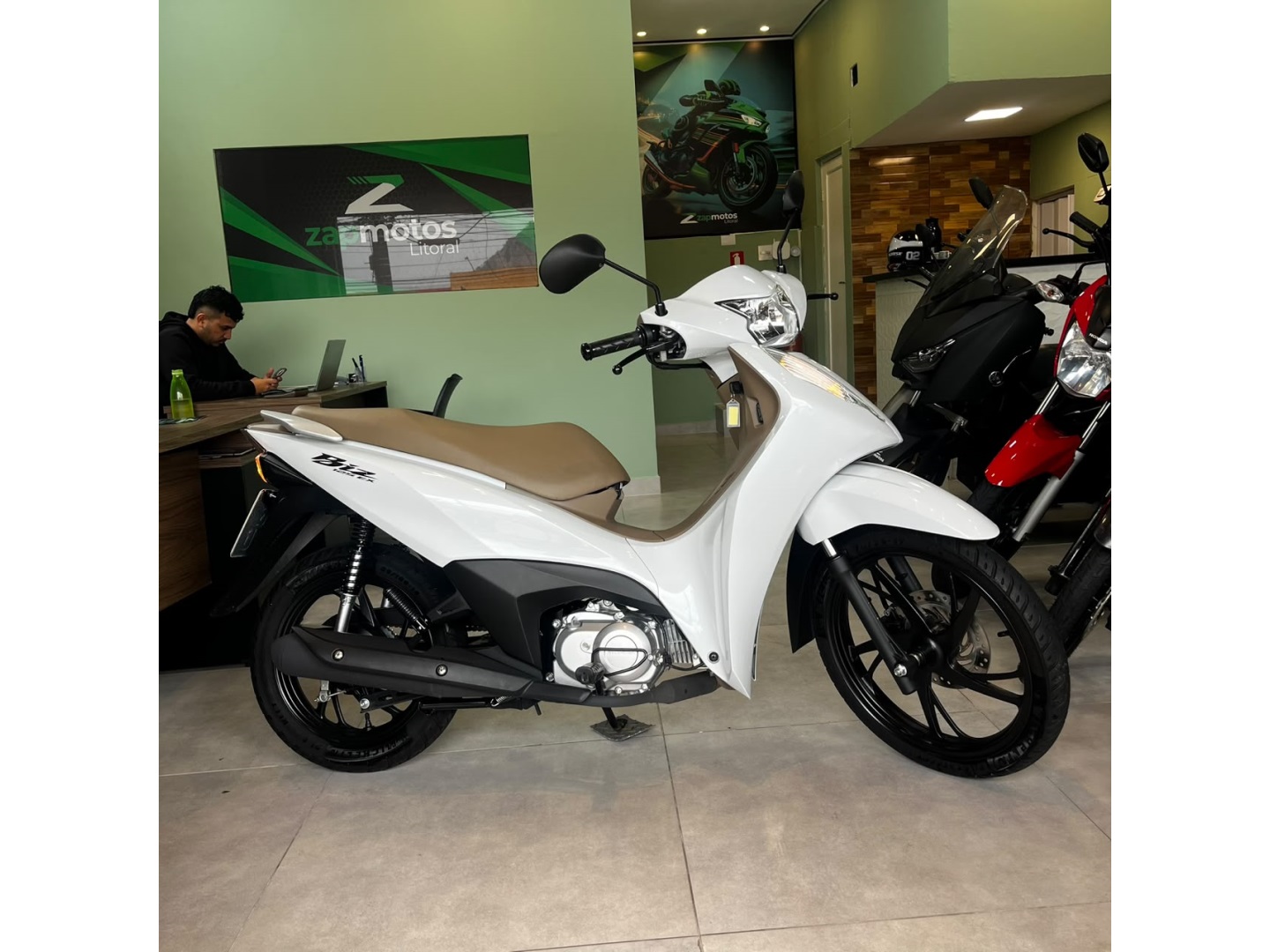 HONDA BIZ 125 EX