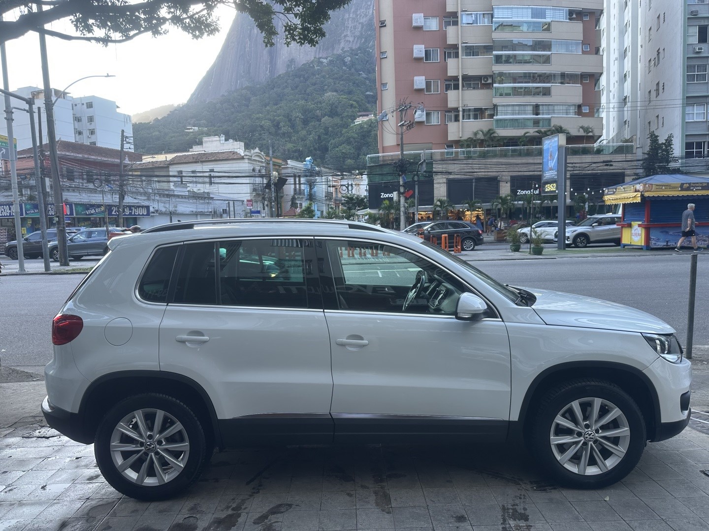 Volkswagen Tiguan 2.0 TSI 16V Turbo Gasolina 4P Tiptronic - foto 13