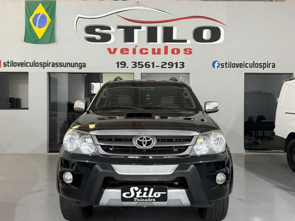 Toyota SW4 3.0 Srv 4X4 16V Turbo Intercooler Diesel 4P Automático - foto 2