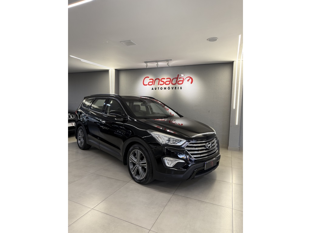 HYUNDAI GRAND SANTA FÉ