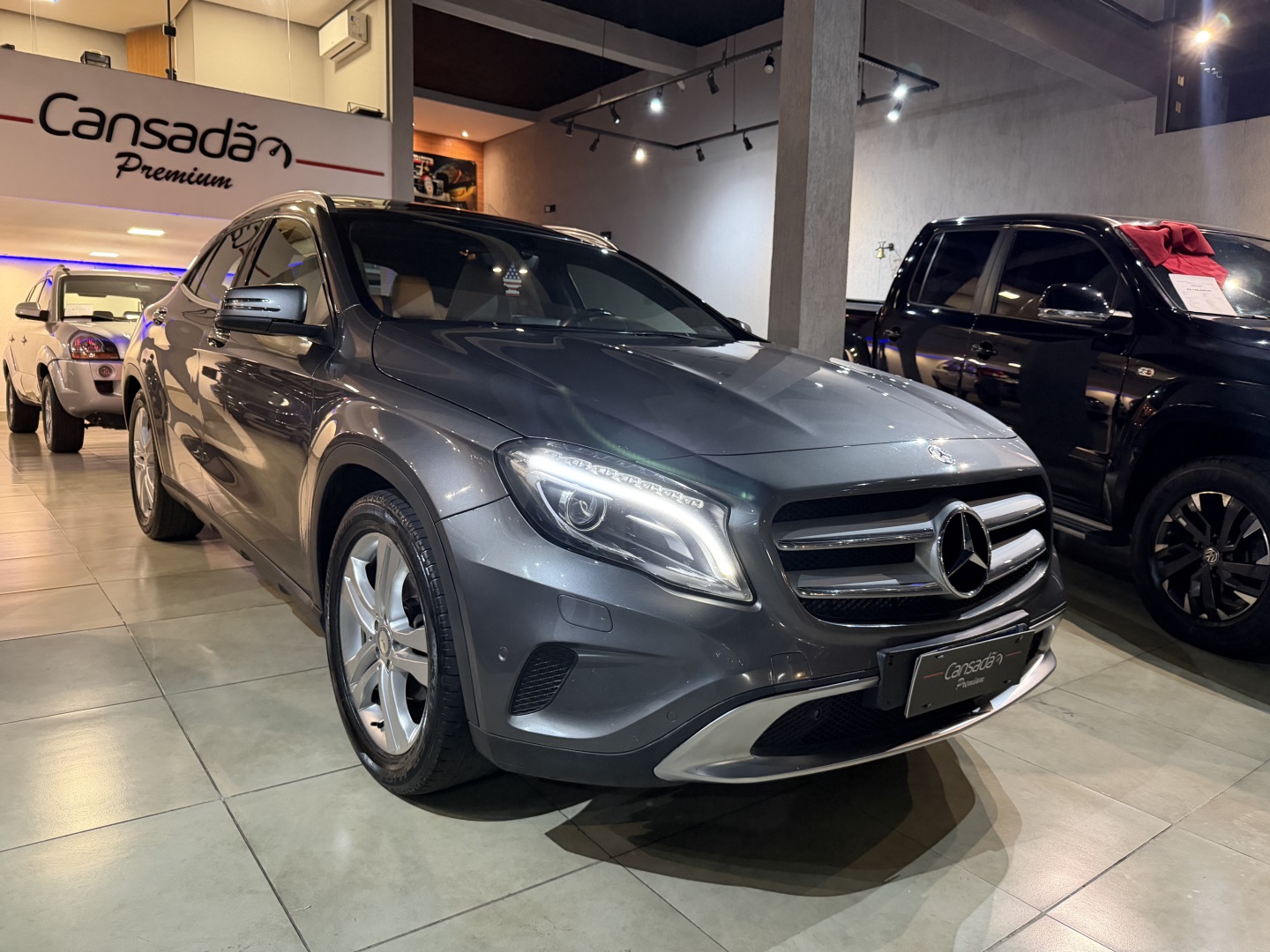 MERCEDES-BENZ GLA 200 1.6 CGI VISION 16V TURBO GASOLINA 4P AUTOMÁTICO