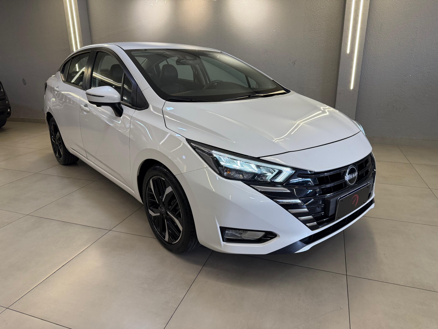NISSAN VERSA 1.6 16V FLEX EXCLUSIVE XTRONIC