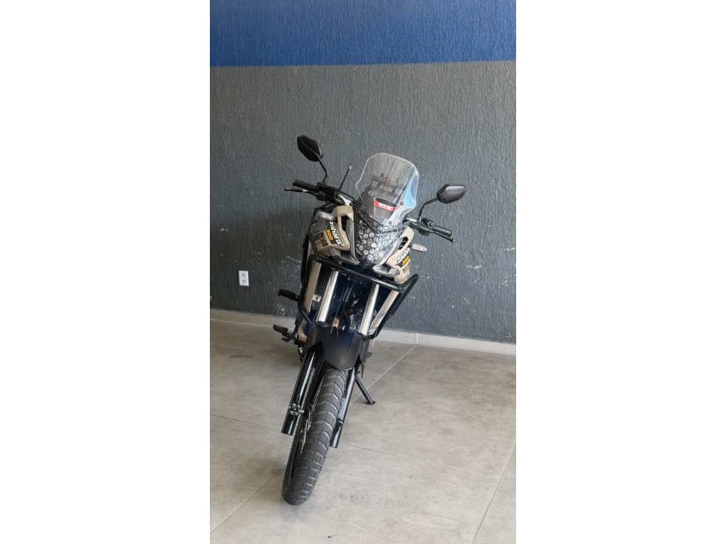 HONDA XRE 300 SAHARA ADVENTURE