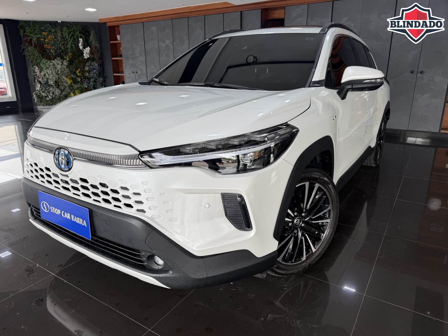 TOYOTA COROLLA CROSS