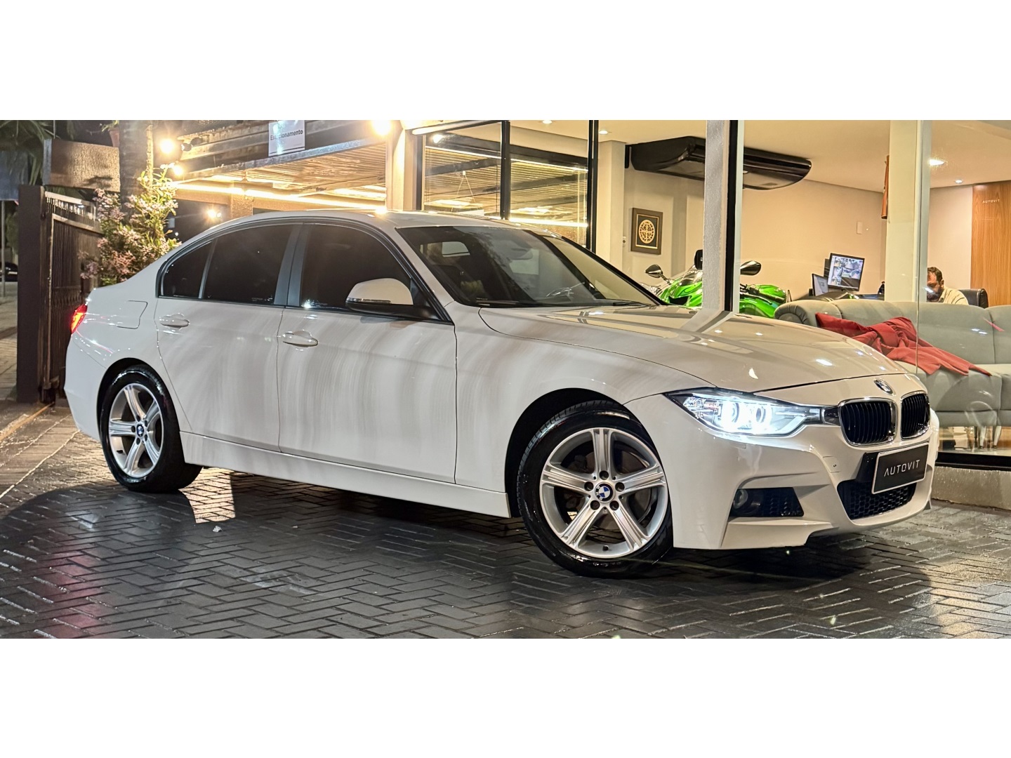 BMW 320i 2015 à venda