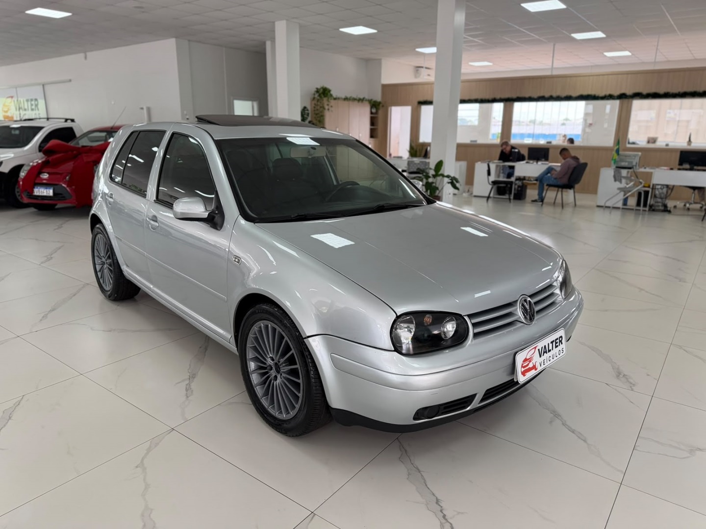 Volkswagen Golf 1.6 Mi Generation 8V Gasolina 4P Manual Flex - foto 3