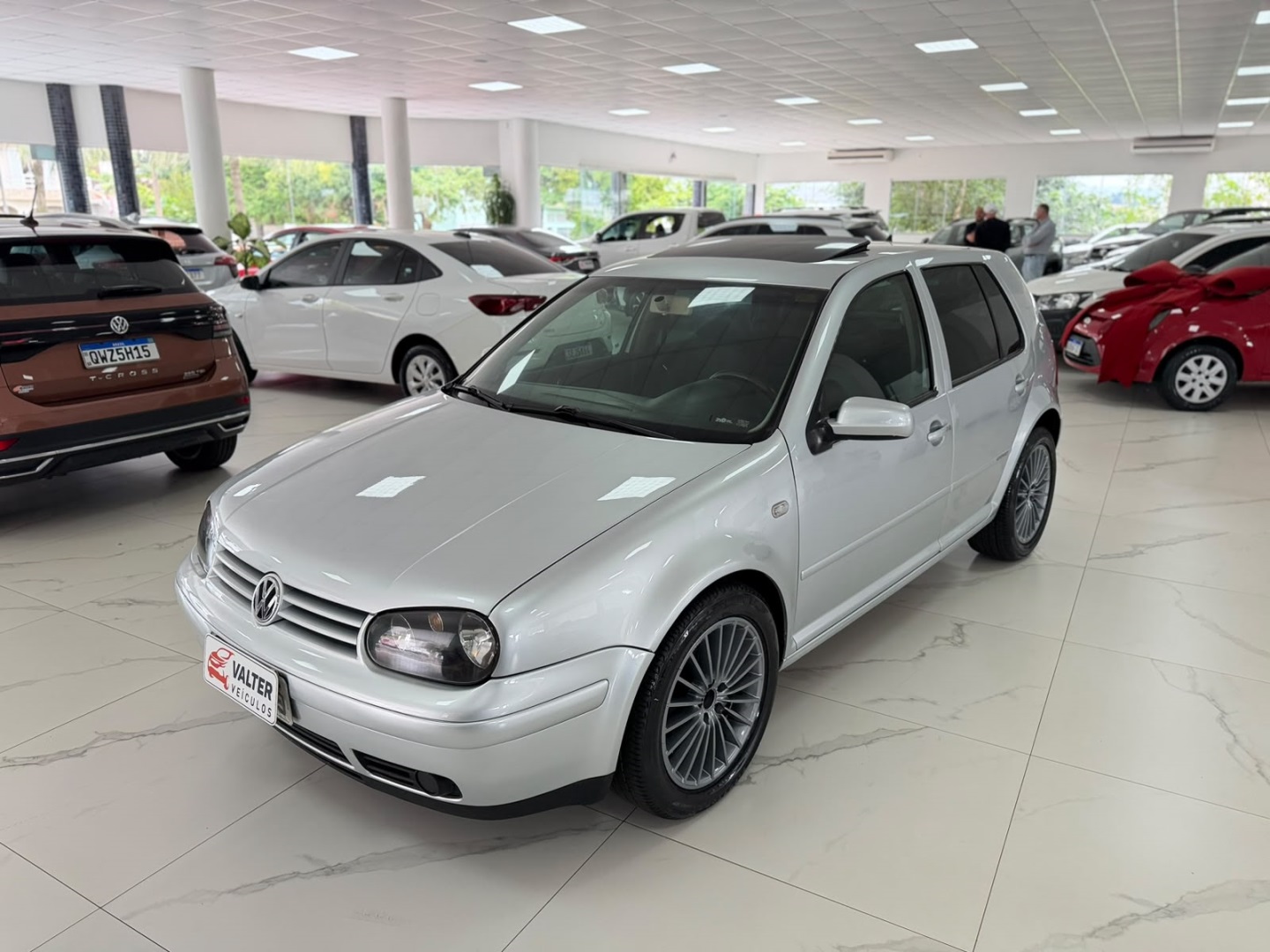 Volkswagen Golf 1.6 Mi Generation 8V Gasolina 4P Manual Flex - foto 2