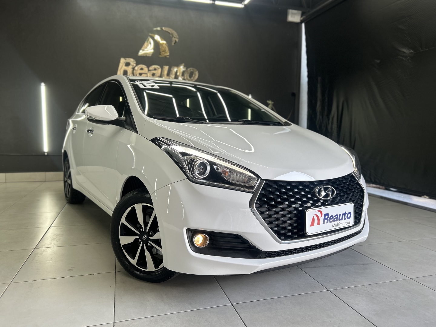 HYUNDAI HB20S