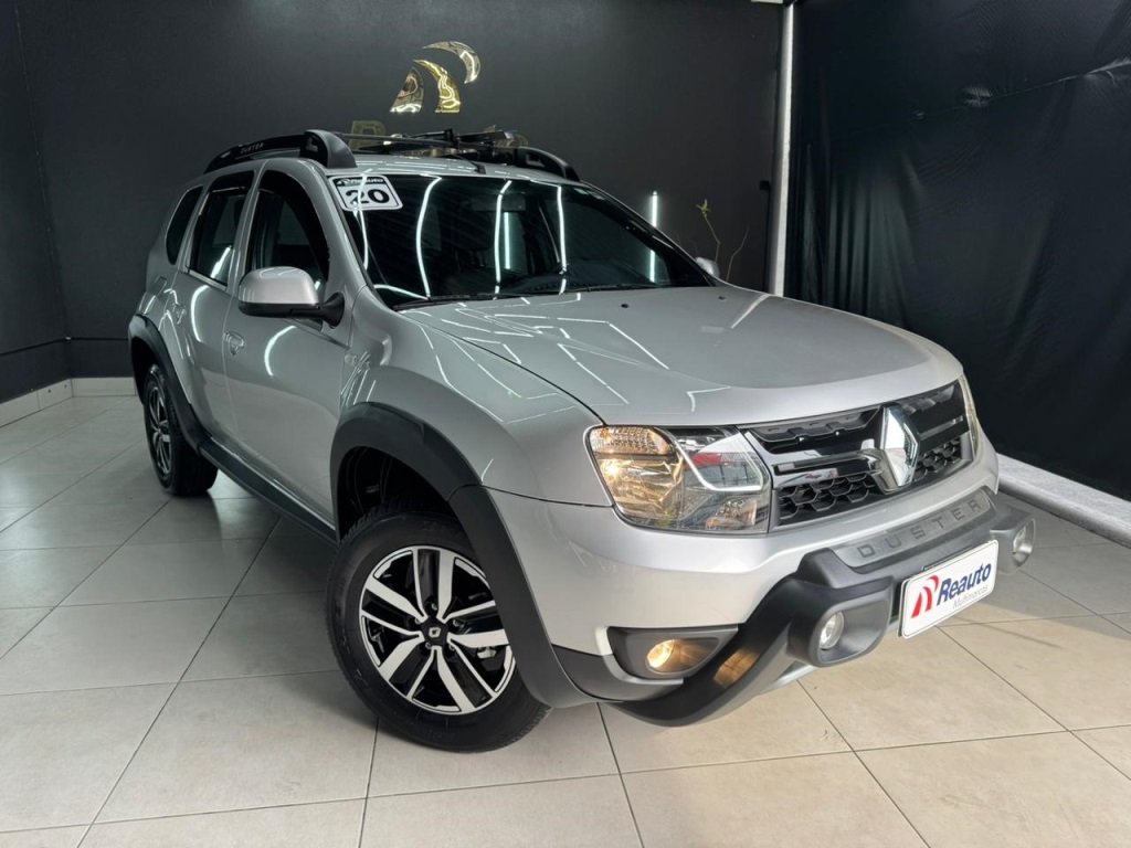 RENAULT DUSTER