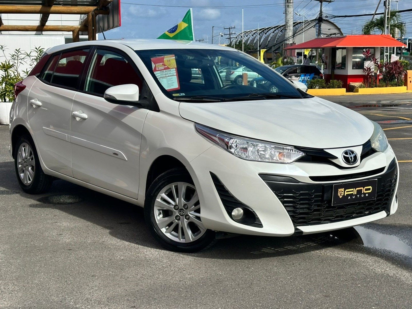 TOYOTA YARIS