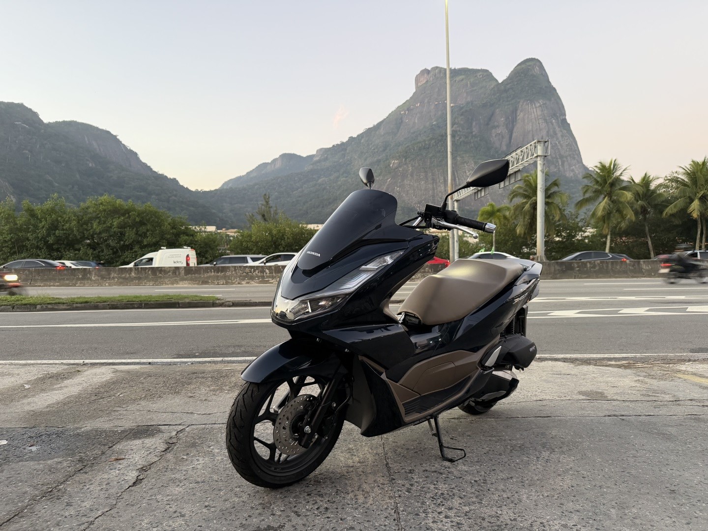 HONDA PCX 160 DLX